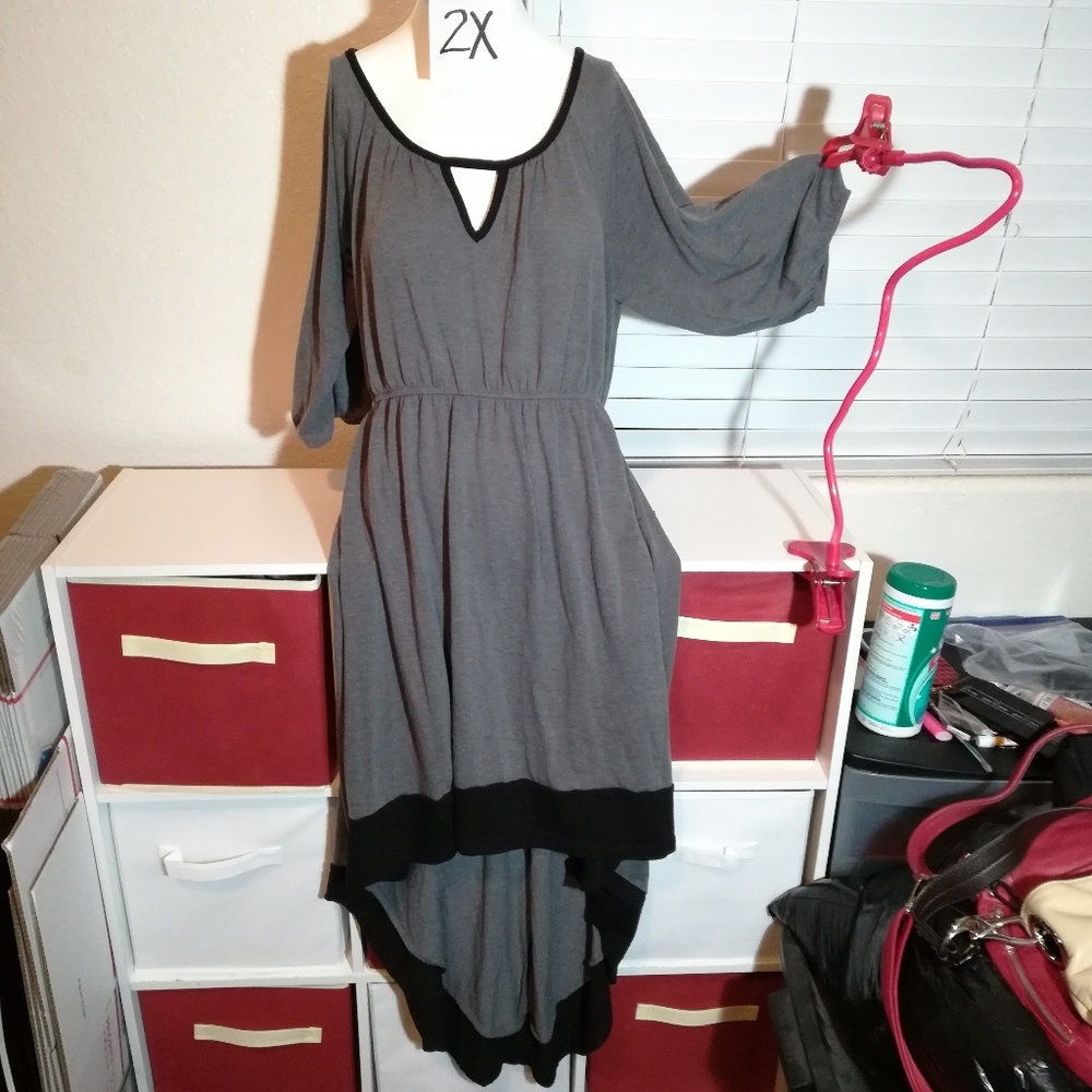 Size 2X gray dress short in front long in back